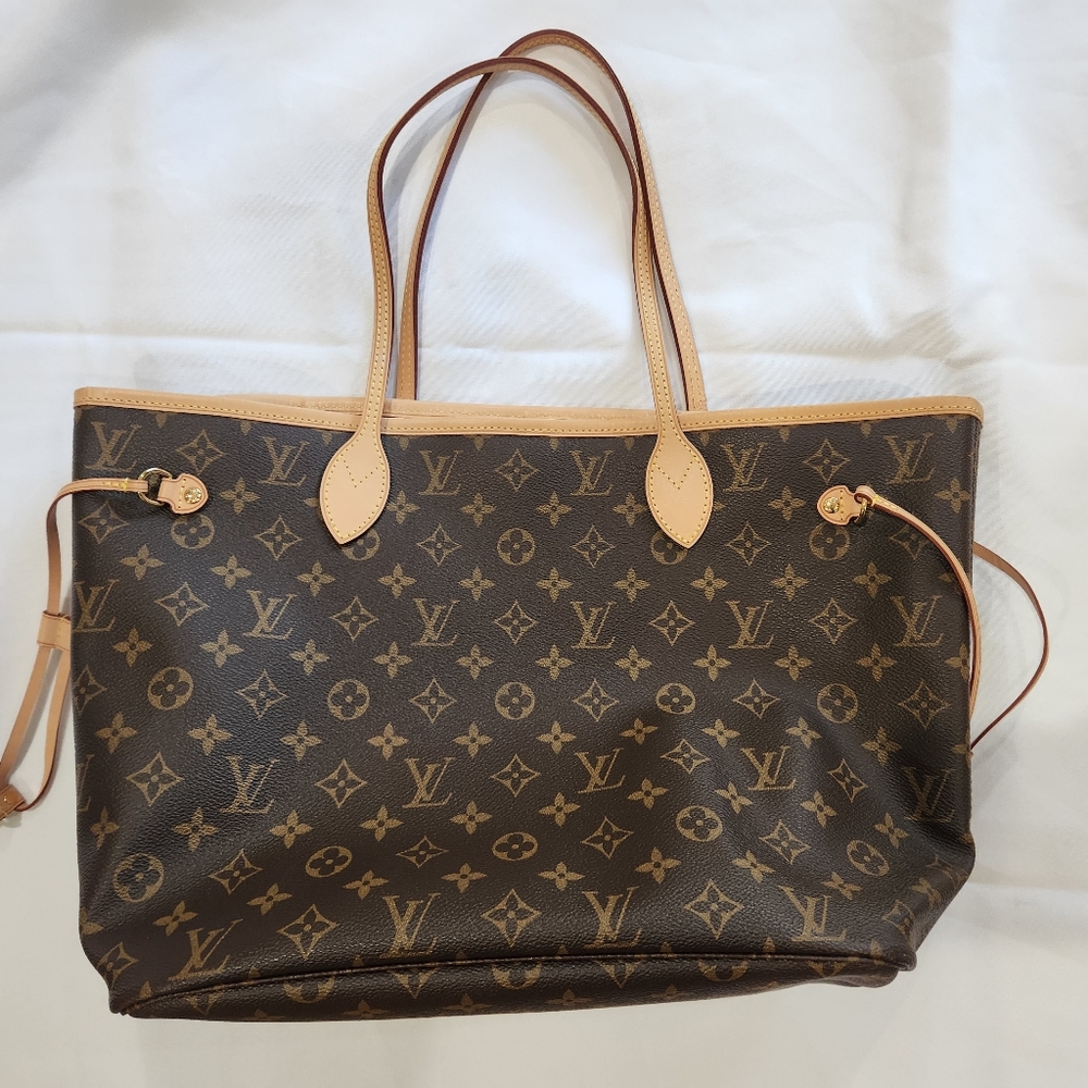Louis Vuitton Neverfull PM in Monogram